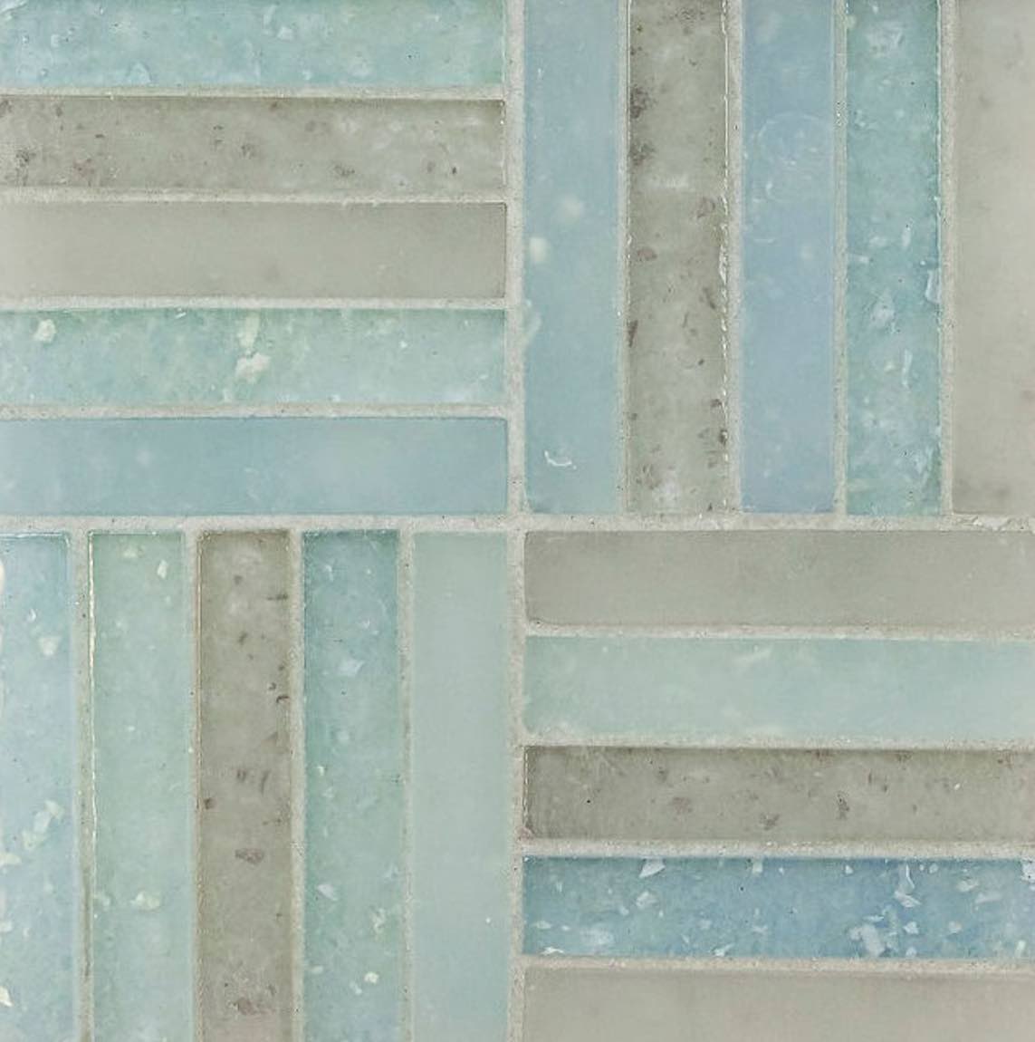 Fluid Stacked Glass Tile Y Blend